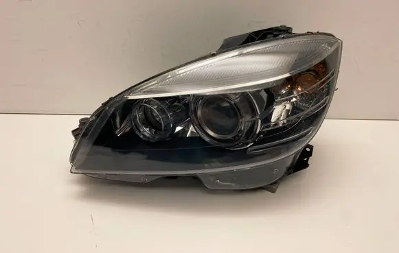 Mercedes-Benz C W204 Headlight/headlamp A2038206159 030123427500 LE06X6148X