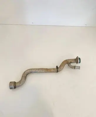 Volkswagen Touareg II Engine coolant pipe/hose 057121075AP