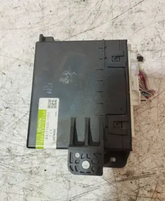 Toyota Yaris Air conditioning/heating control unit 886500D160 MB1776001792