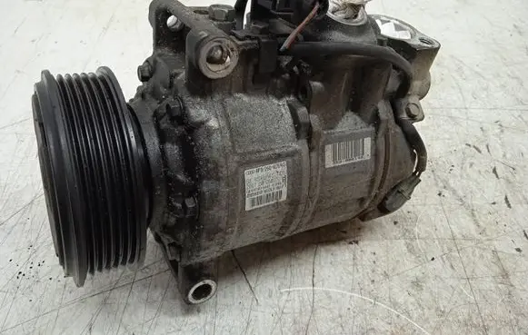 Audi A6 S6 C6 4F Air conditioning (A/C) compressor (pump) 4F0260805A