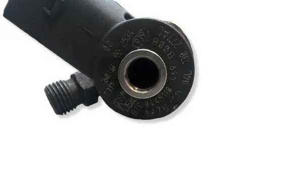 BMW 3 F30 F35 F31 Fuel injector 7810702