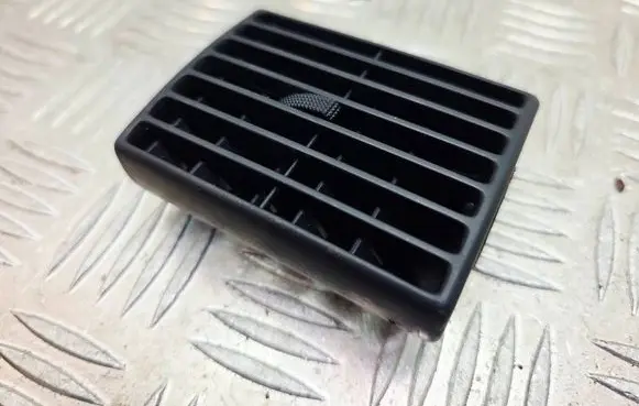 Audi Cabriolet B3 8G Dash center air vent grill 893820971