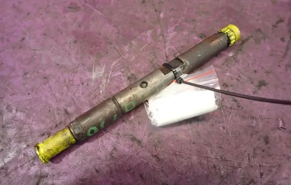 Mercedes-Benz Sprinter W901 W902 W903 W904 Fuel injector A0000104751