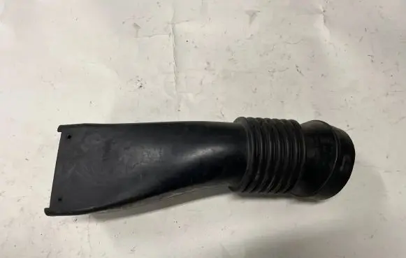 BMW X5 E53 Air intake hose/pipe 7785736