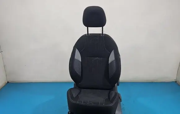Peugeot 2008 I Front driver seat IMPRK1596502