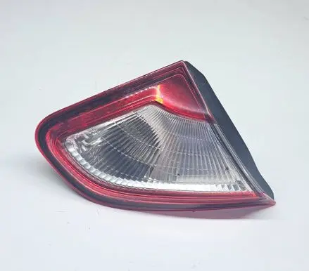 Nissan Qashqai Tailgate rear/tail lights 89503189 B26555BR01A