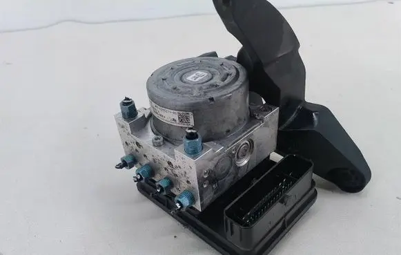 BMW 2 F46 ABS Pump 68852796885280
