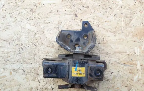KIA Picanto Engine mount bracket 218301Y010