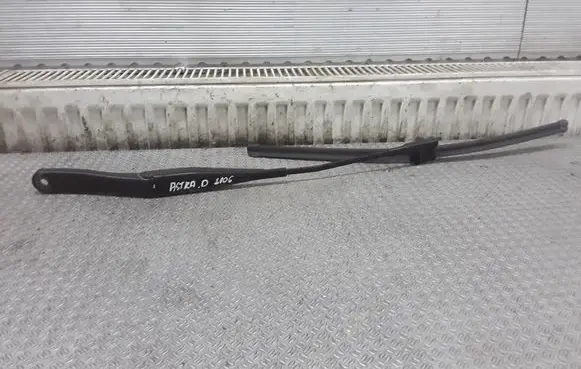 Opel Astra H Windshield/front glass wiper blade 
