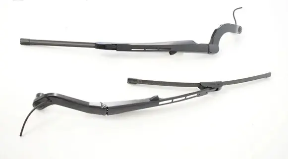 Jaguar F-Type Windshield/front glass wiper blade 6W8317C495BD 6W8317B589BD