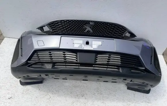 Peugeot 3008 II Front bumper