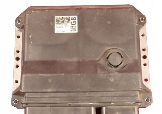 Toyota RAV 4 (XA20) Engine control unit/module 8966142850G8