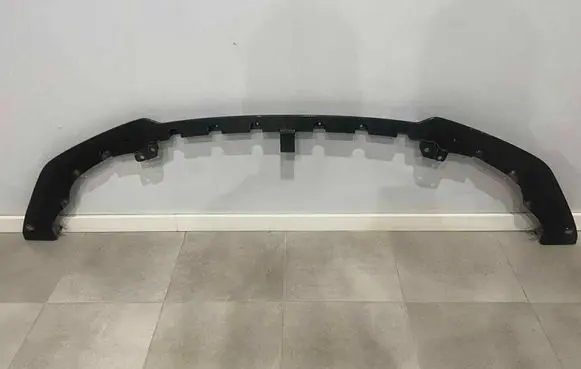 BMW M3 Front bumper lip 8074546-02