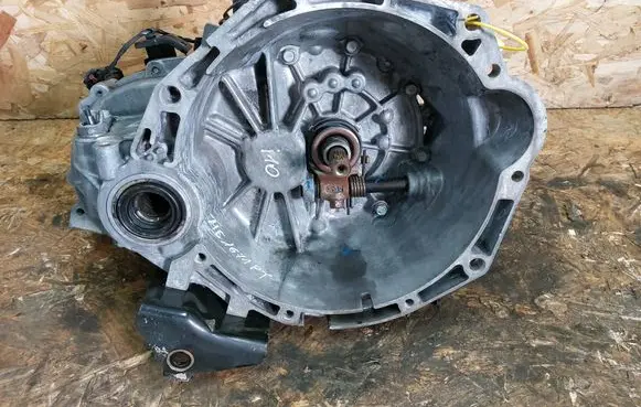 Hyundai i10 Manual 6 speed gearbox ME1671PT