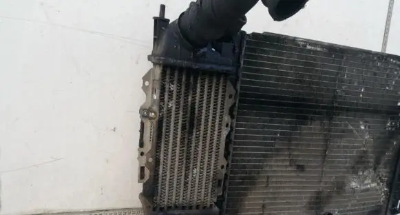 Opel Vectra B Intercooler radiator 