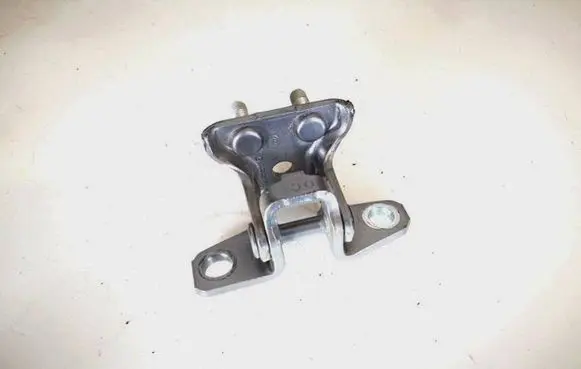 Mitsubishi ASX Rear door lower hinge