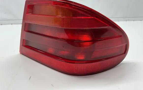 Mercedes-Benz E W210 Rear/tail lights A2108204464