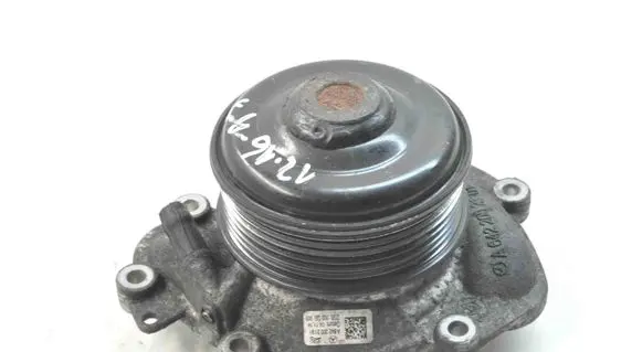 Mercedes-Benz E W212 Water pump A6422002101