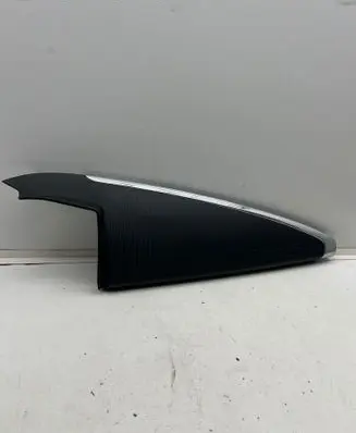 Renault Zoe Panel trim 682112617R 682117266R