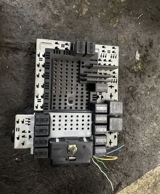 Volvo S80 Fuse module