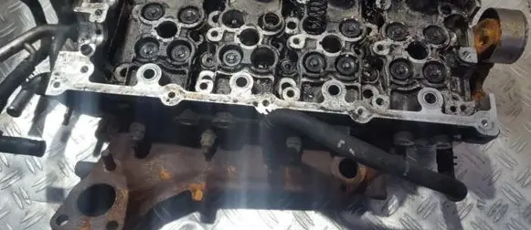 Toyota RAV 4 (XA20) Engine head 