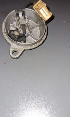Camshaft position sensor