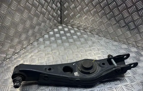 KIA Sorento Rear control arm