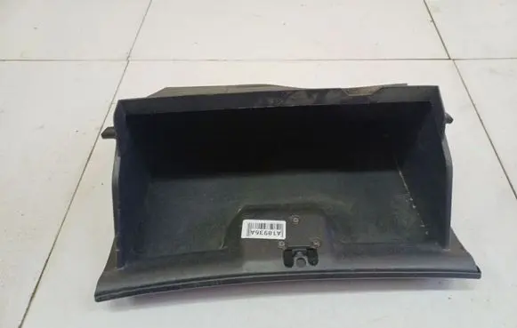 Mazda Premacy Glove box 