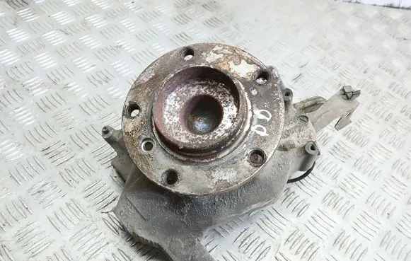 BMW 5 E39 Front wheel hub spindle knuckle