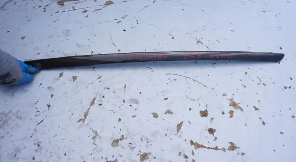 Windshield/front glass wiper blade
