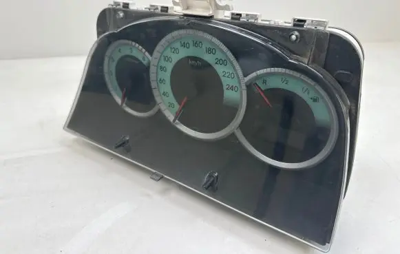 Toyota Corolla Verso AR10 Speedometer (instrument cluster) 838000F090 MB2574303100