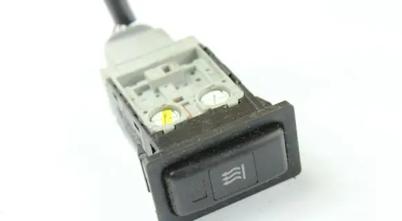 Toyota Avensis T250 Windscreen/window heater switch 153337 153261