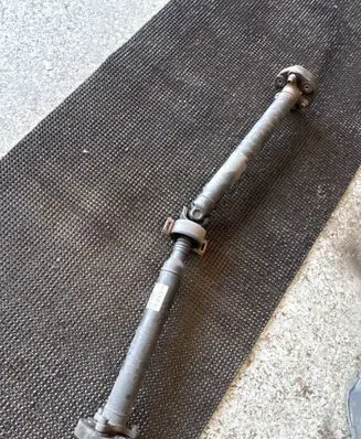 Mercedes-Benz SLK R172 Drive shaft (set) A1720100 1724100100