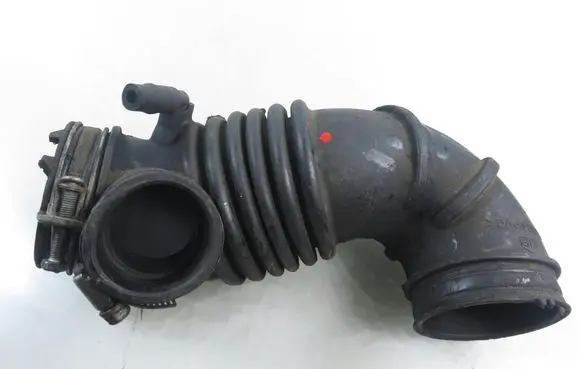 Mitsubishi Outlander Air intake hose/pipe MN135260