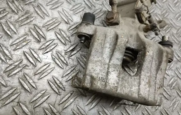 Opel Vectra C Front brake caliper 