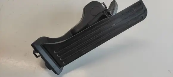 Volkswagen Golf V Accelerator throttle pedal 1K1721503L 6PV00860000 044004