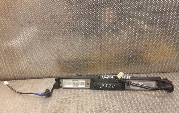 Lexus GS 300 350 430 450H Number plate light 19878206