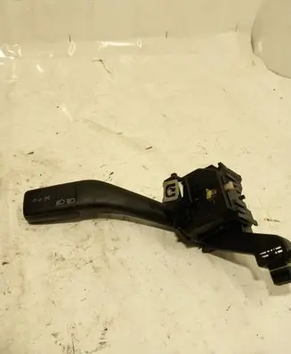 Volkswagen Caddy Indicator stalk 1K0953513 01103500 10350050625728