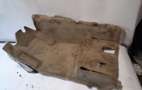 Volkswagen Touareg II Front floor mat 7P1863103AR