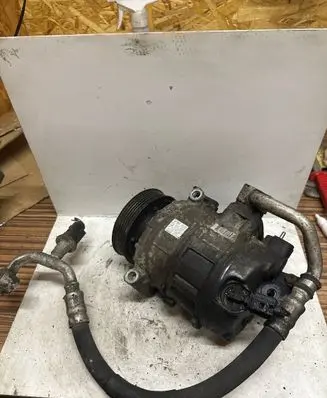 Volkswagen Golf V Air conditioning (A/C) compressor (pump) 1K0820803J 4472209351 7SEU16C