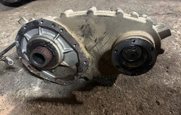 Mercedes-Benz Vito Viano W639 Gearbox transfer box case A6392800200 A639280020080