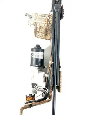 Chrysler Voyager Tailgate/trunk/boot lift motor 04894596AA 73124Q 030108