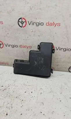 Renault Kadjar Fuse box cover