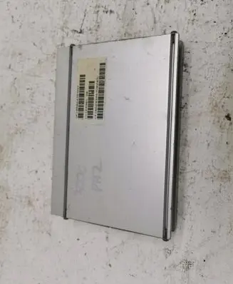 Chrysler 300C Sound amplifier P05064353AH