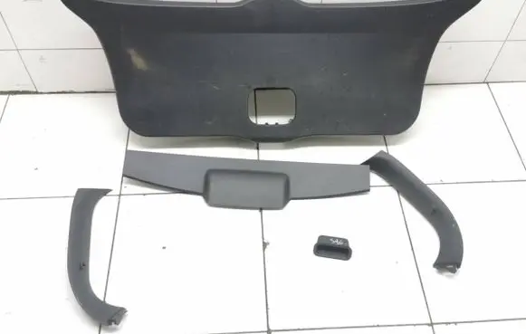 Toyota Auris 150 Tailgate/boot cover trim set 6478002010 6793802030 6479002030