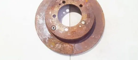 Mitsubishi Space Wagon Rear brake disc ventiliuojamas