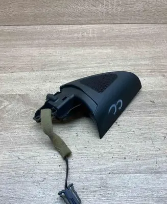 Volkswagen PASSAT B7 Front door high frequency speaker 3C8035411