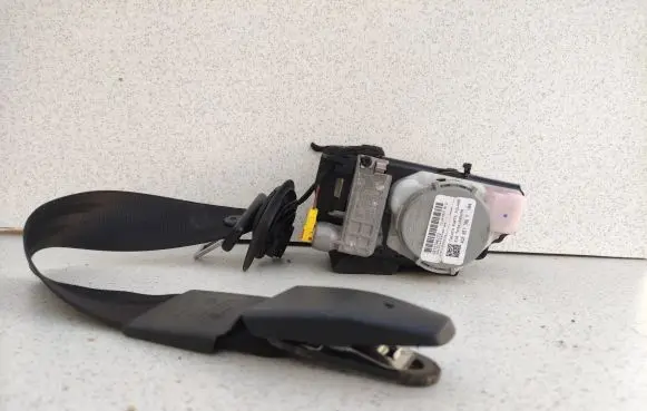 Audi A6 S6 C7 4G Front seatbelt 4G8857706M KR151A61C2 941945698