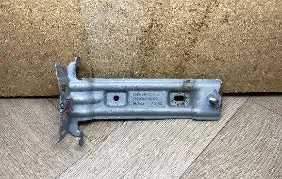 BMW 1 E81 E87 Other center console (tunnel) element 9147053 914705301 BMW9147053