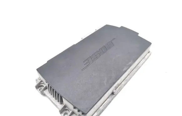 Audi Q3 8U Sound amplifier 8X0035233D 323362-0100 8X0035223B